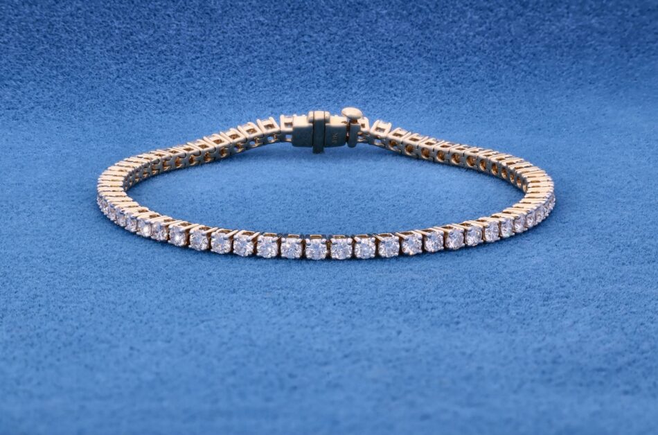 14KT Female Tennis 11.84 Bracelet