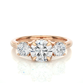 18KT Female Three Stone 4.77 Ring