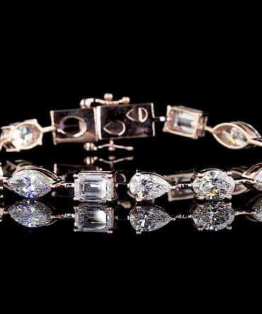 FEMALE TENNIS BRACELET