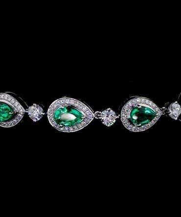 FEMALE TENNIS BRACELET