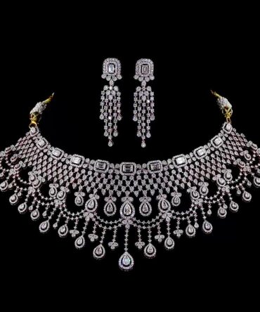 FEMALE DIAMONDS NECKLACES NECKLACE SET