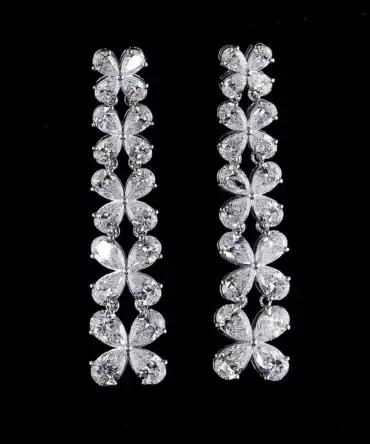 FEMALE HALO EARRING