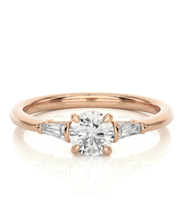 FEMALE THREE STONE RING
