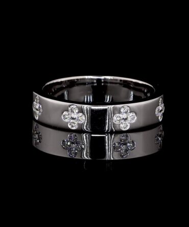 FEMALE BANDS RING